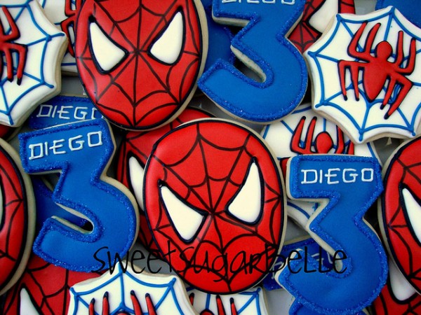 http://www.sweetsugarbelle.com/2012/08/simple-spider-man-cookies/