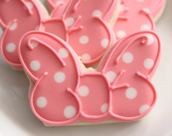 Minnie Mouse Bow Cookies 5