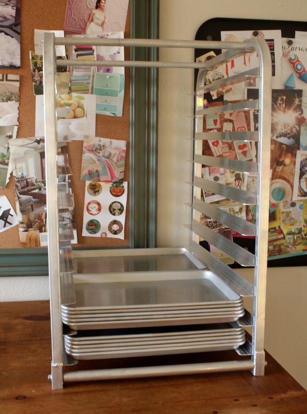 Tools of a Serial Cookie Baker {Bun Pan Rack} - The Sweet