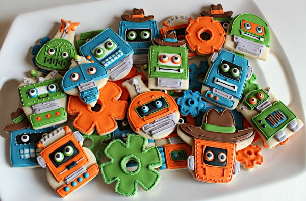 Creative Robot Cookie Platter