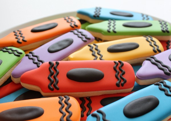 Crayon Cookie Box – Designer Cookies ™ STUDIO