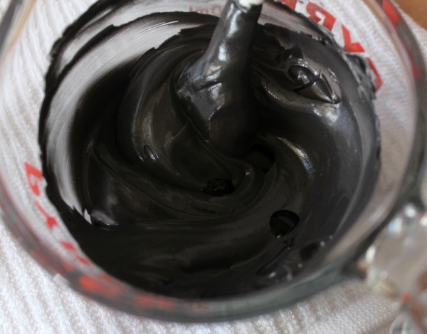 Black Royal Icing 4