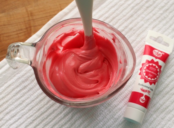 Perfect Deep Pink Royal Icing